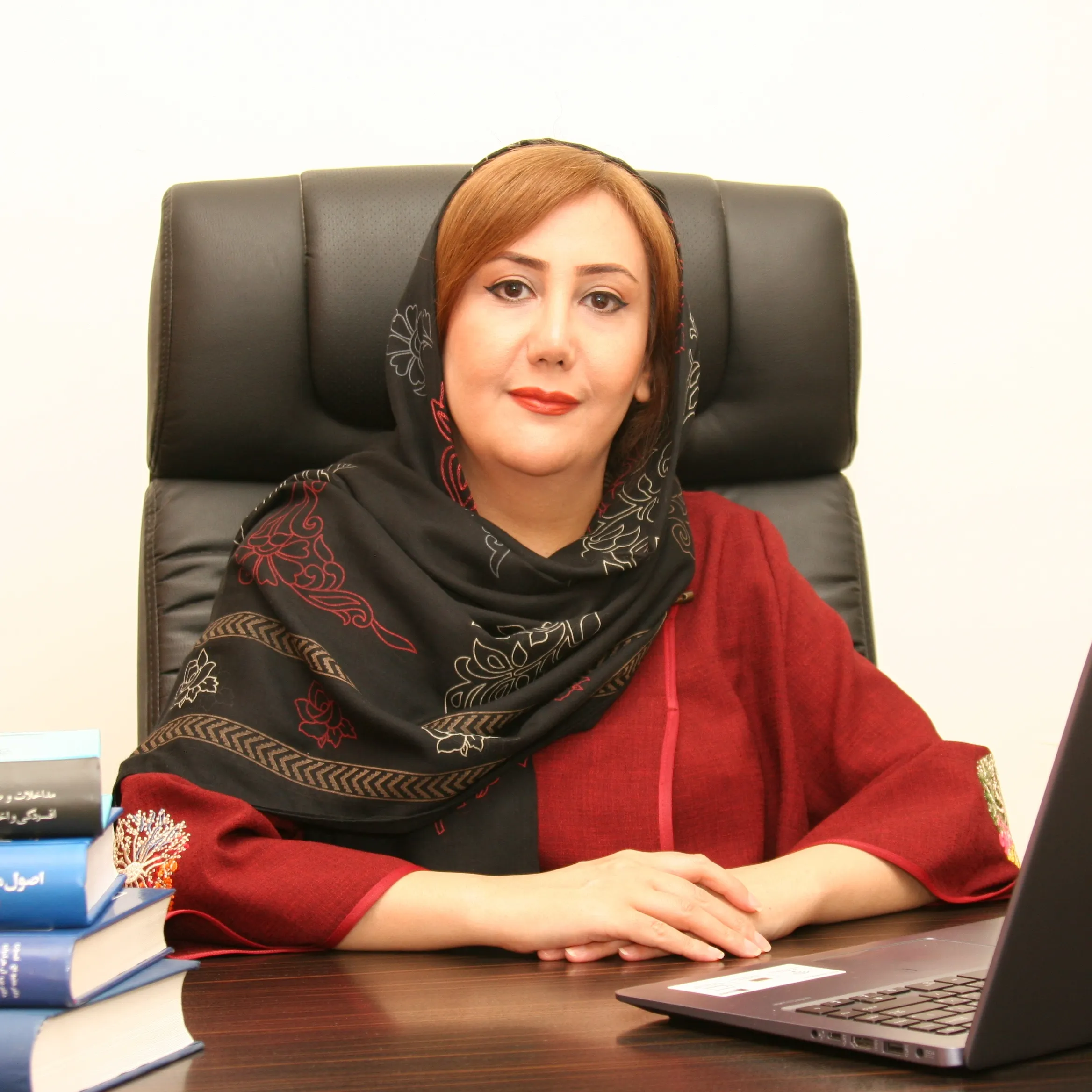 دکتر فاطمه آریان سپهر