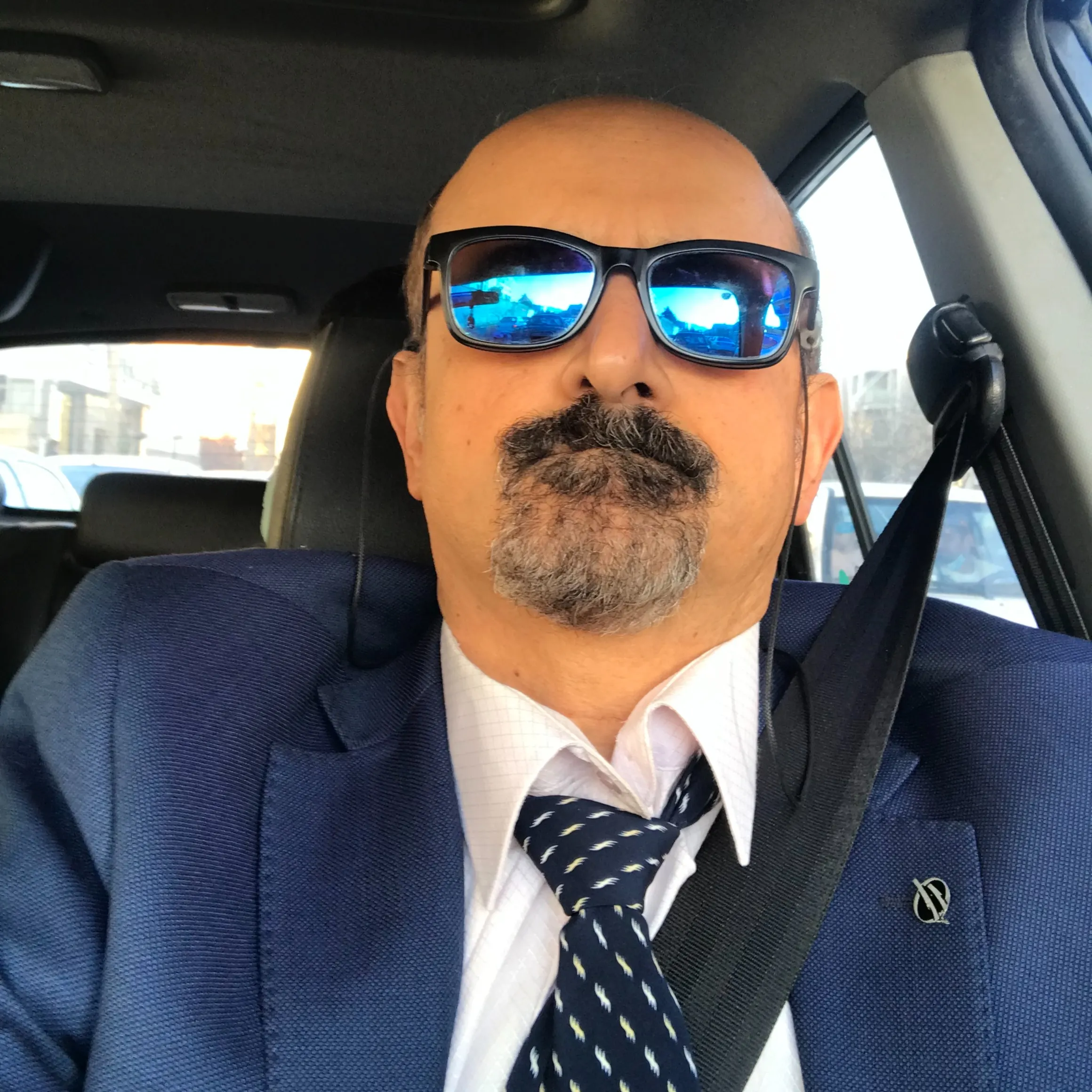 دکتر علیرضا جهانشاهی