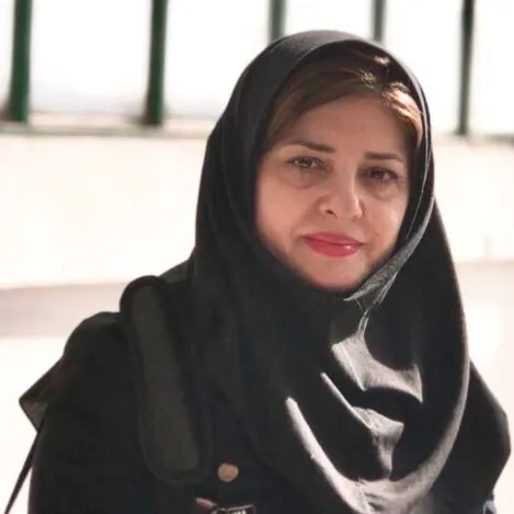 کاملیا ساداتی