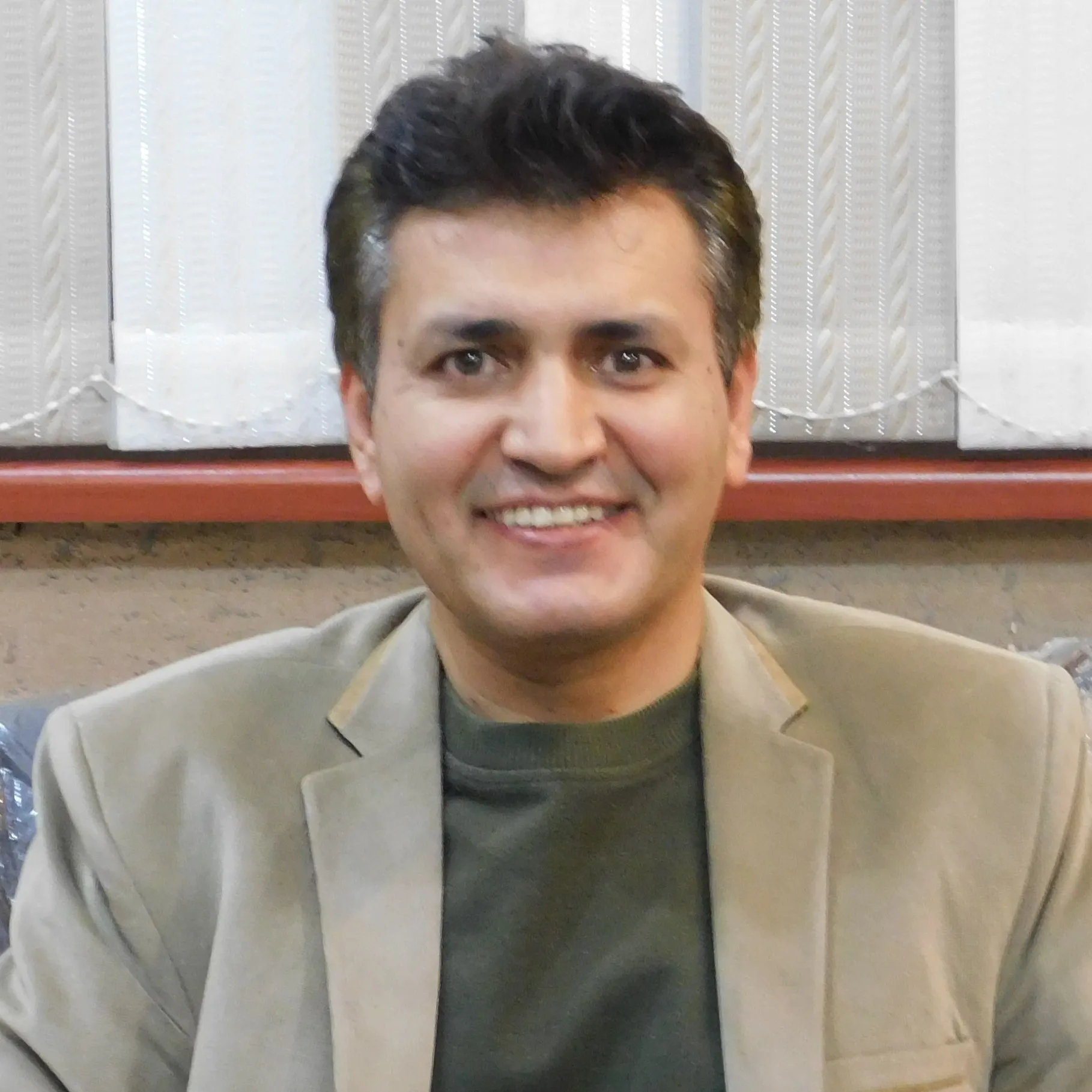 دکتر شریف نجفی