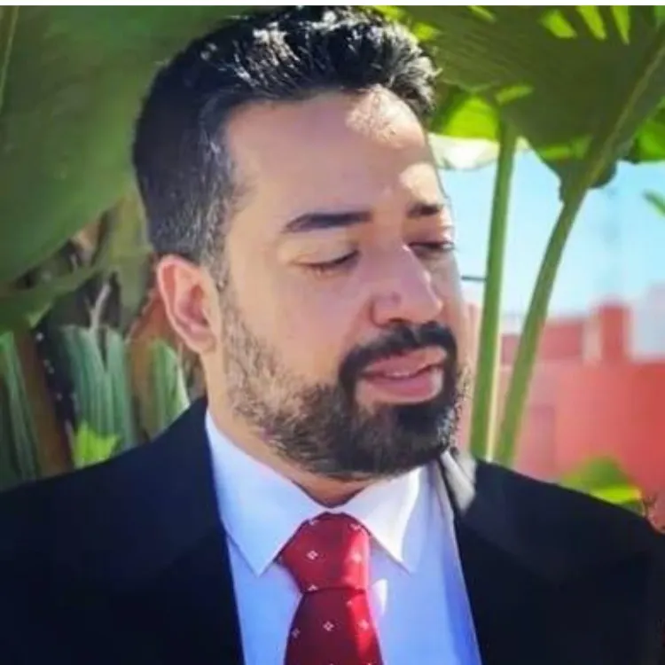 دکتر علیرضا شاهین فرد