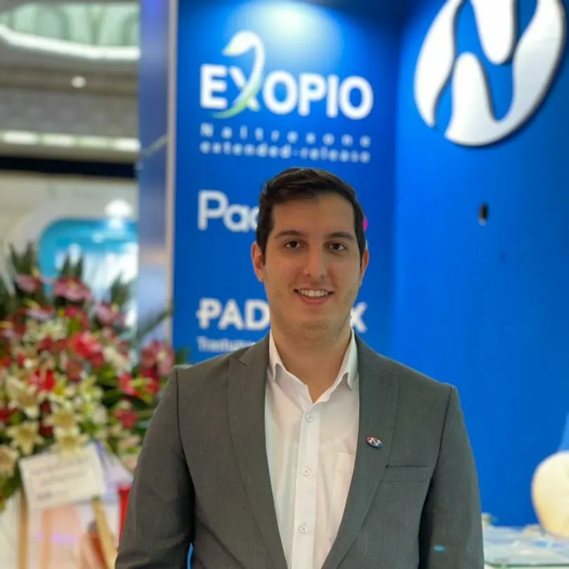 دکتر نتانئل سام یح