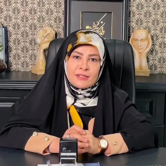 دکتر انسیه خان احمدی
