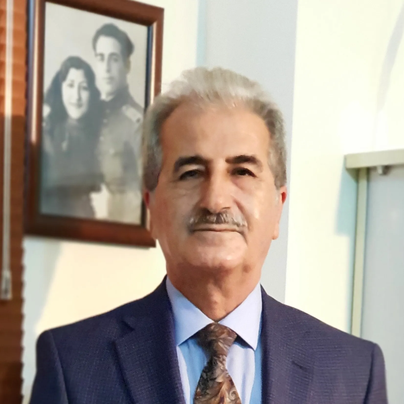 دکتر بهزاد نخعی