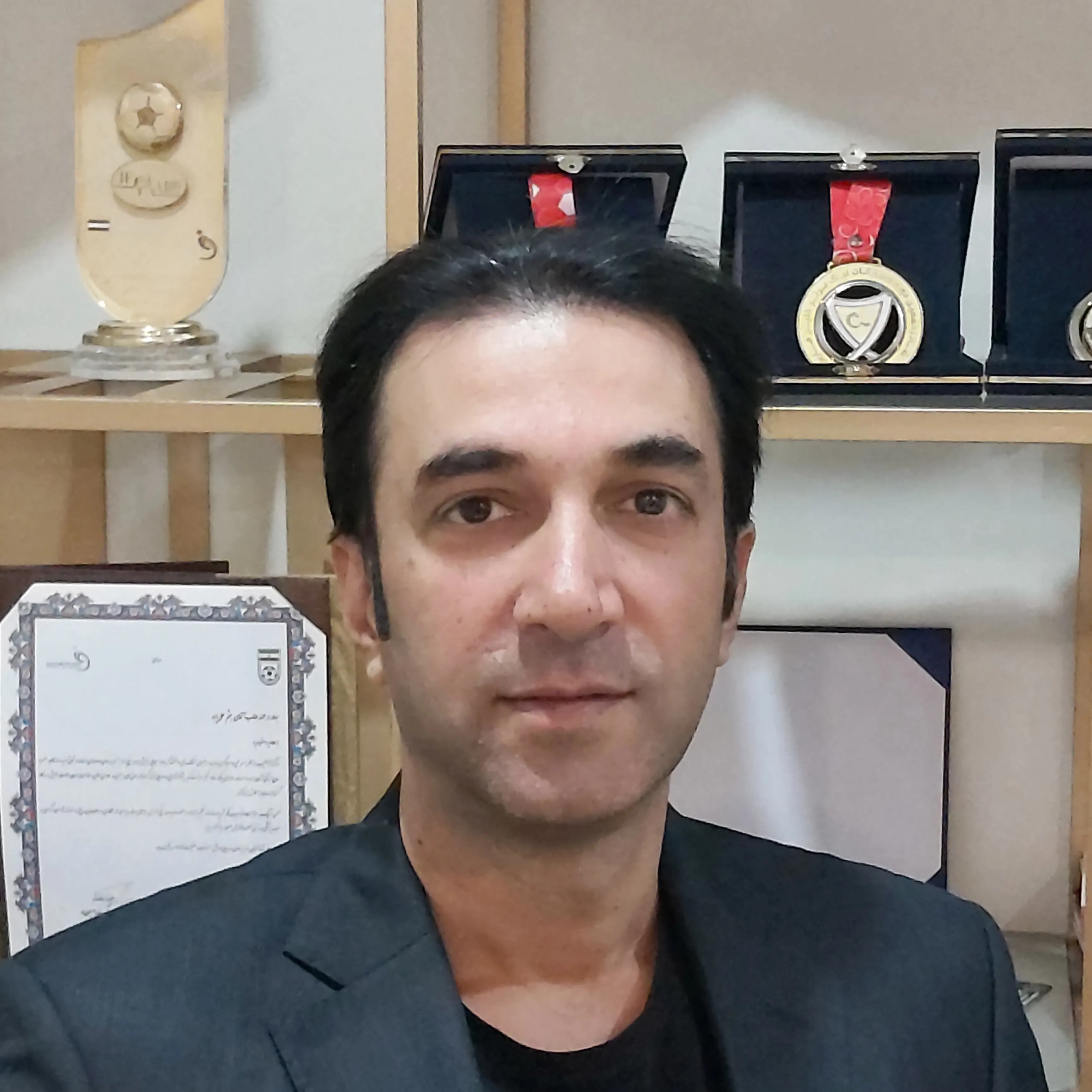 میثم علیپور