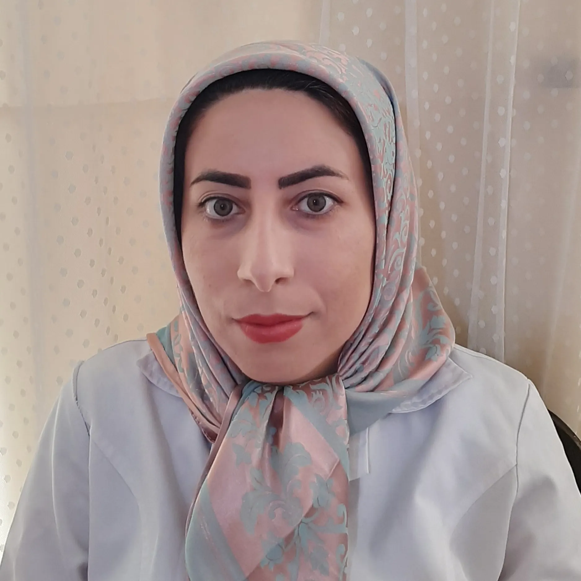 طاهره احمدی