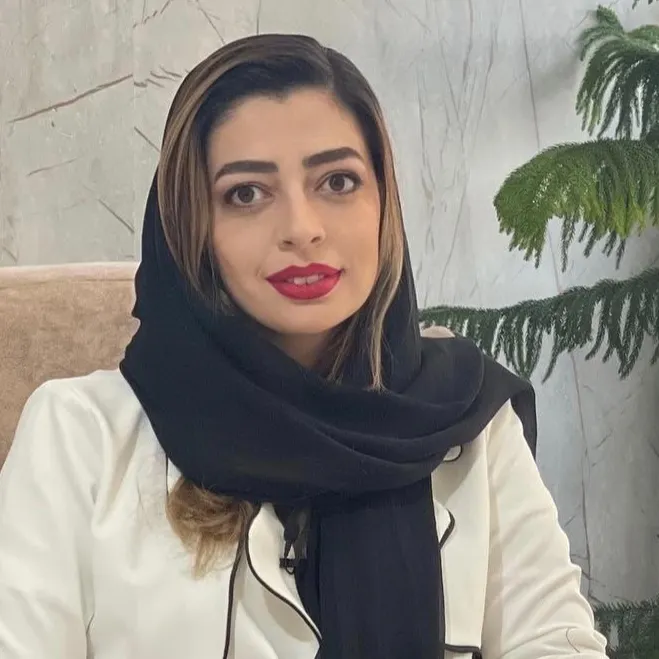 دکتر سارا اخوان سلامت