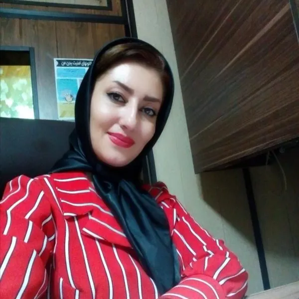 فاطمه سیاری