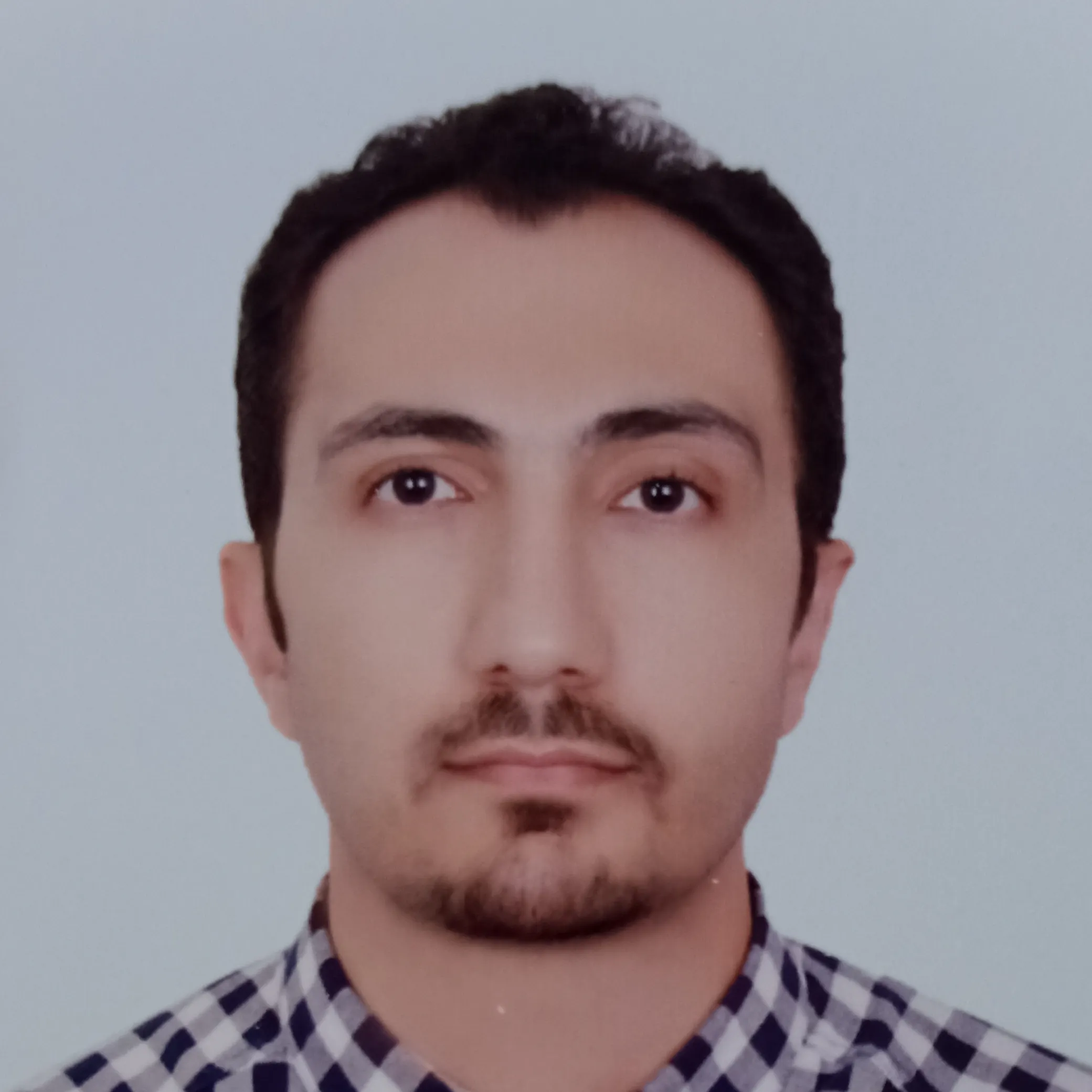 دکتر رضا گاپله