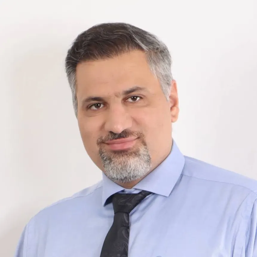 دکتر علیرضا برنامنش