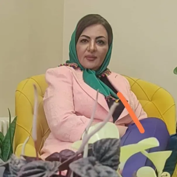 سارا عابد