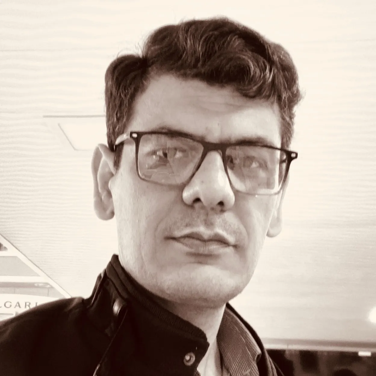 دکتر امیر داودابادی فراهانی