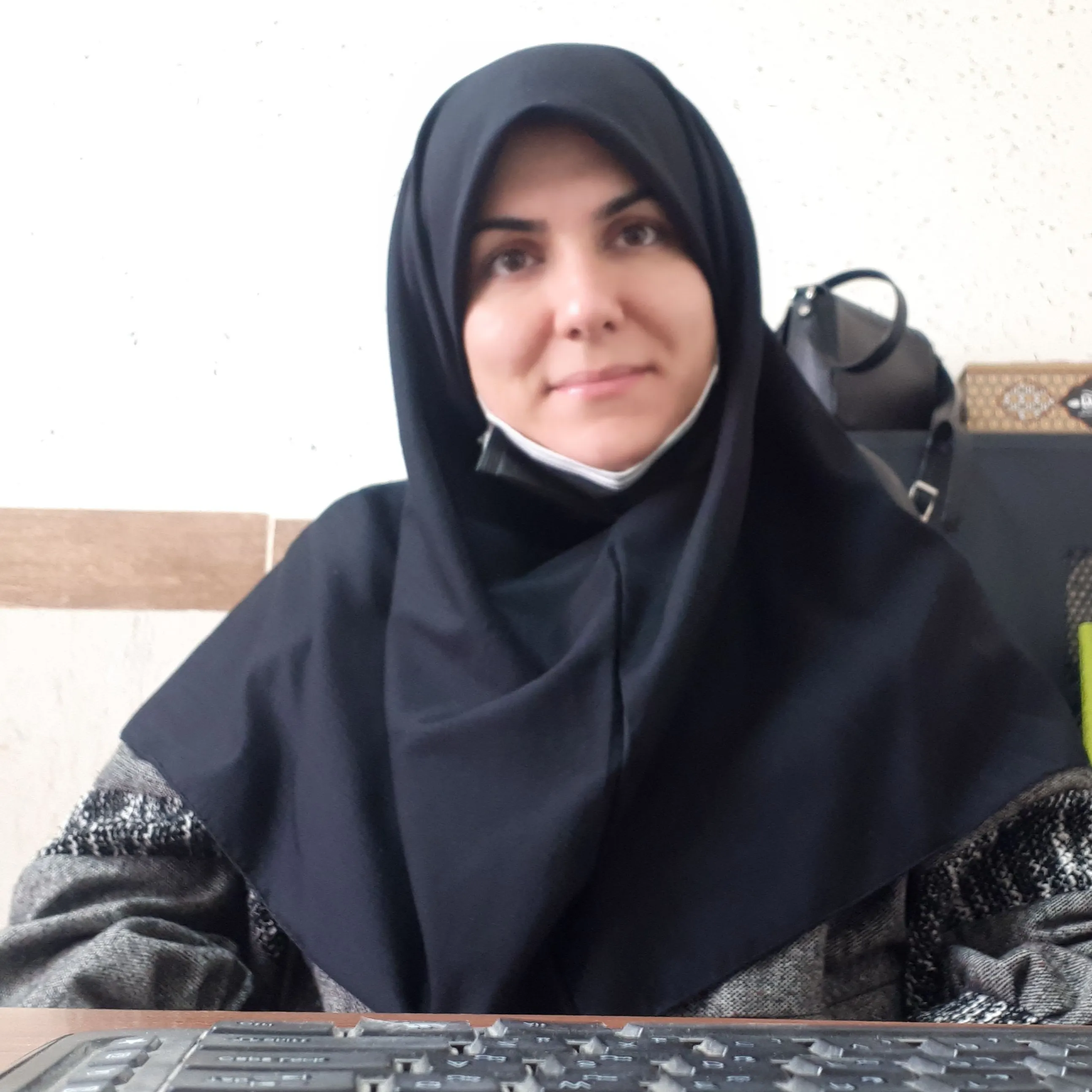 دکتر زینب سادات آیت اللهی