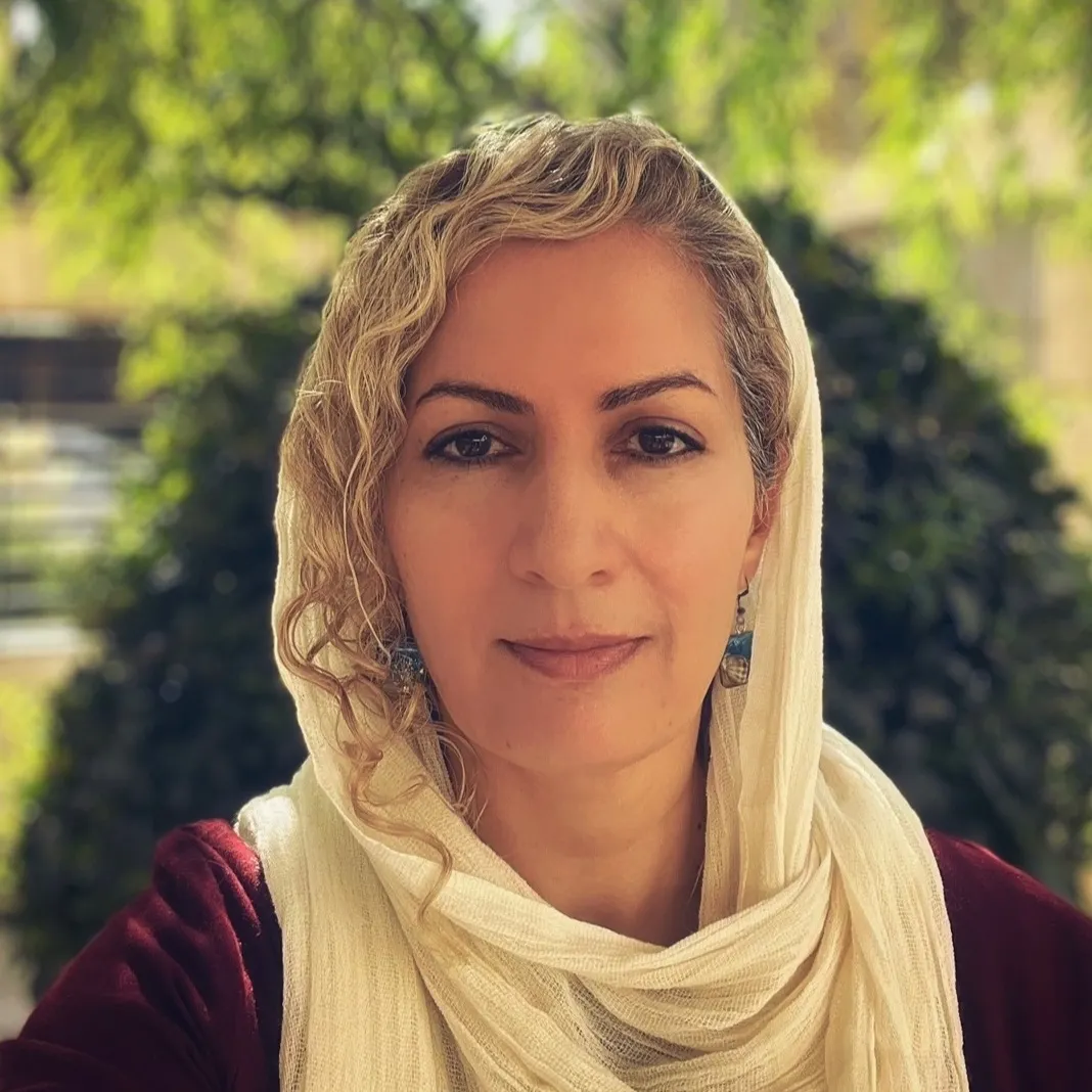 دکتر فرشته فرجادنیا