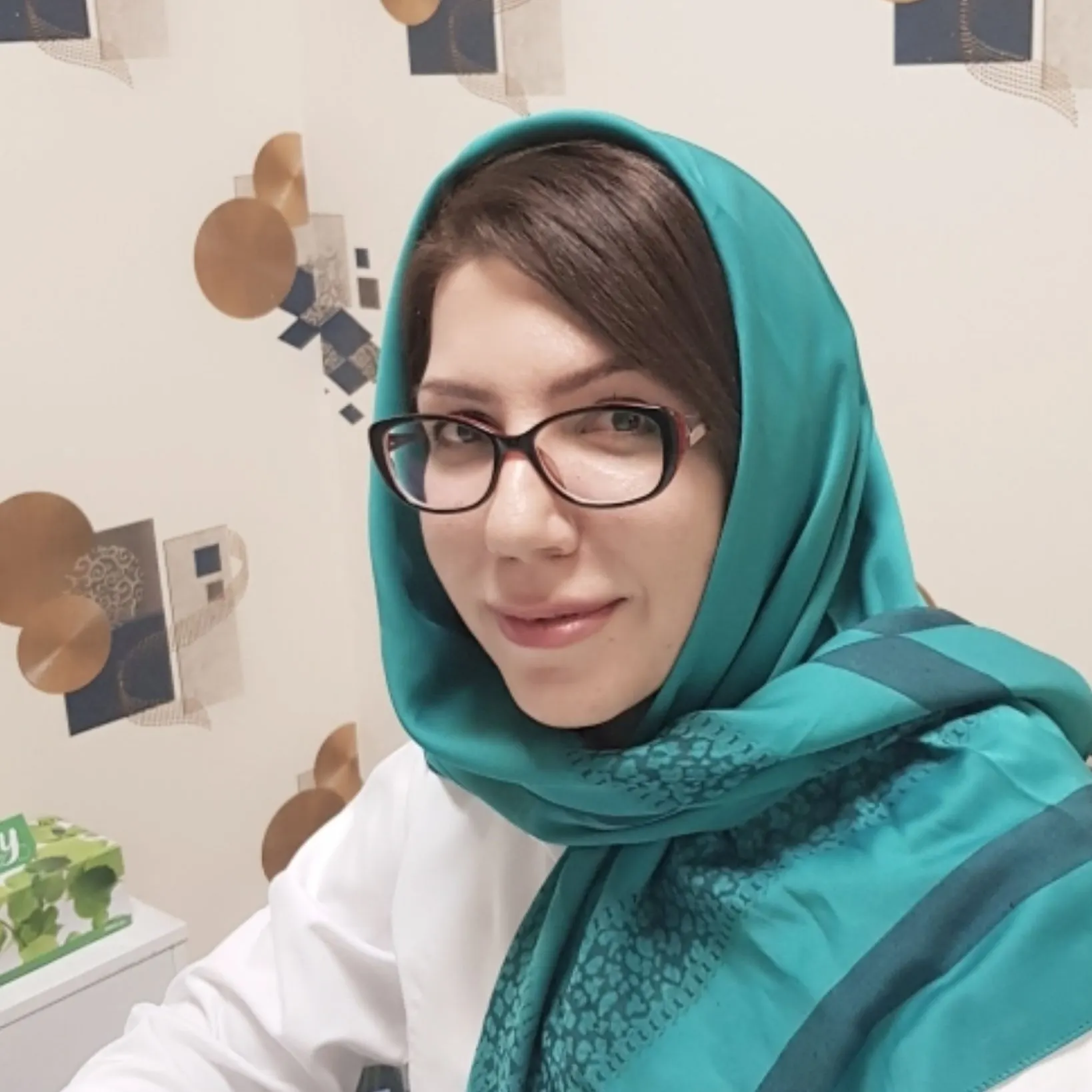 دکتر مرجان توکلی نژادکرمانی