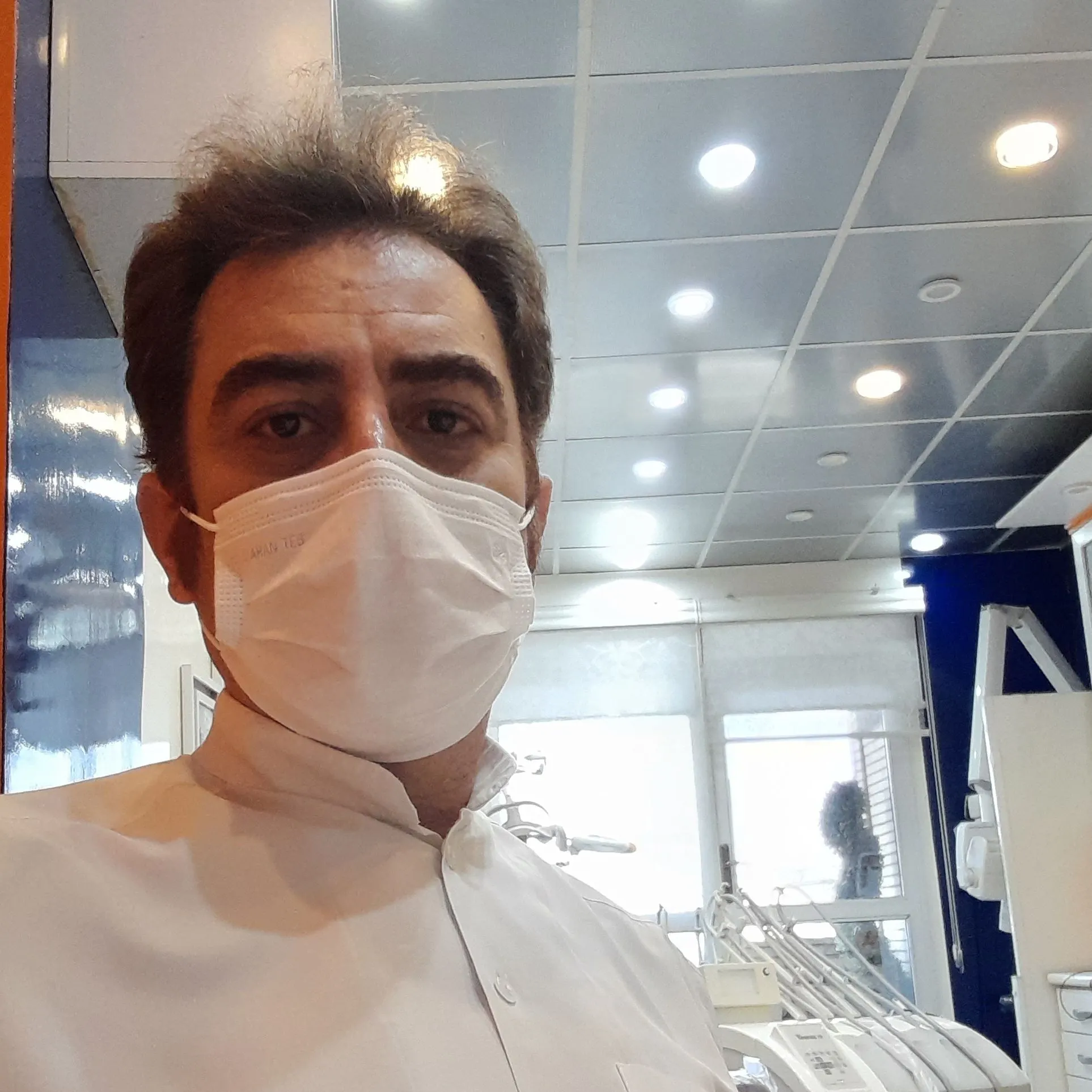 دکتر روح اله بحرینی