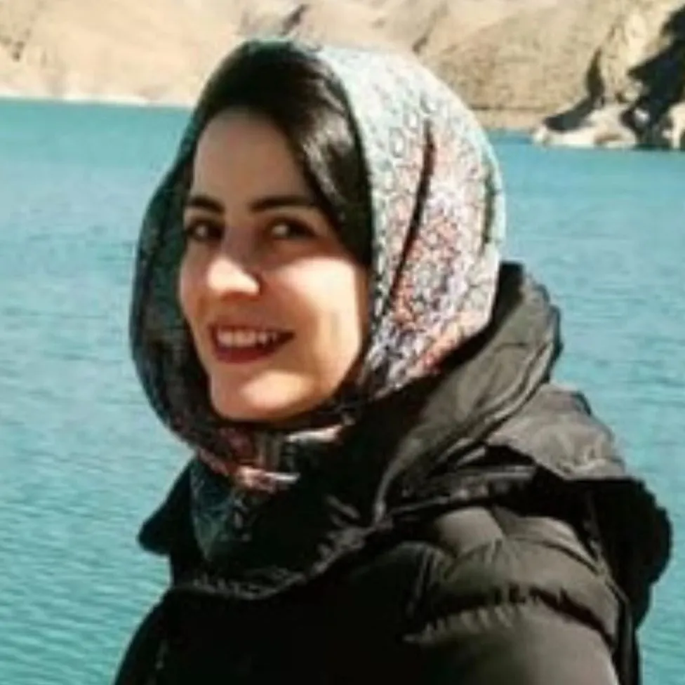 دکتر اکرم آهنگی