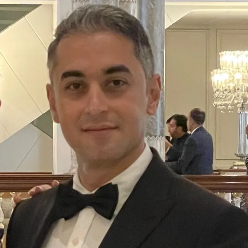 دکتر محمدحسین وثوقی