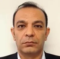 مصطفی عاشوری