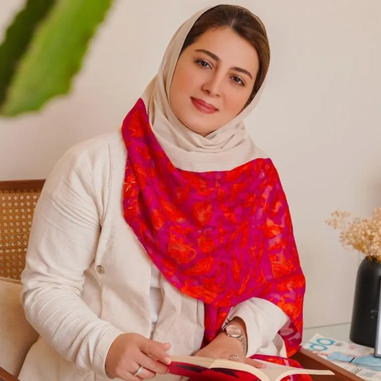 دکتر فاطمه مومنی