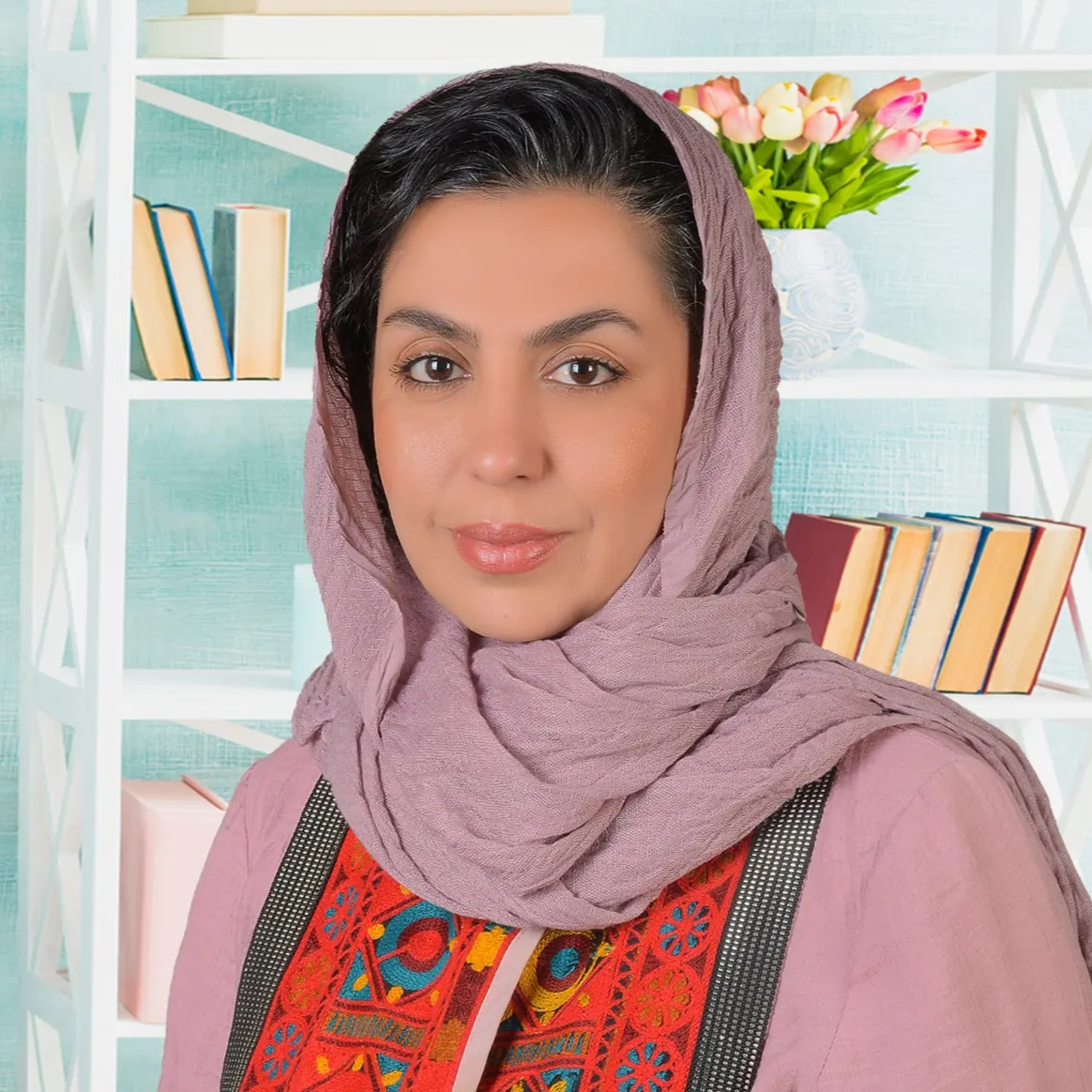سارا فخری