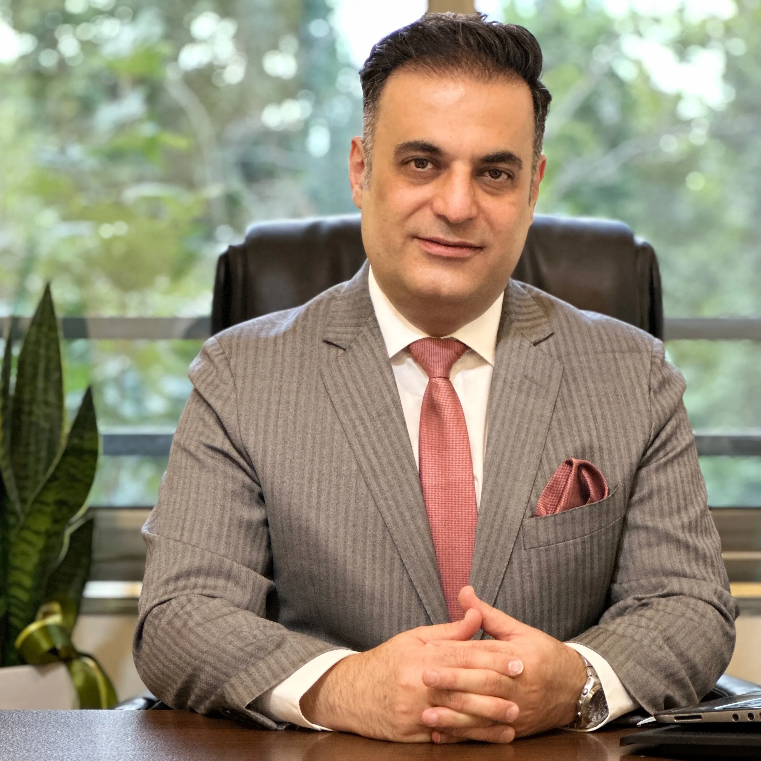 دکتر محمد بهداد