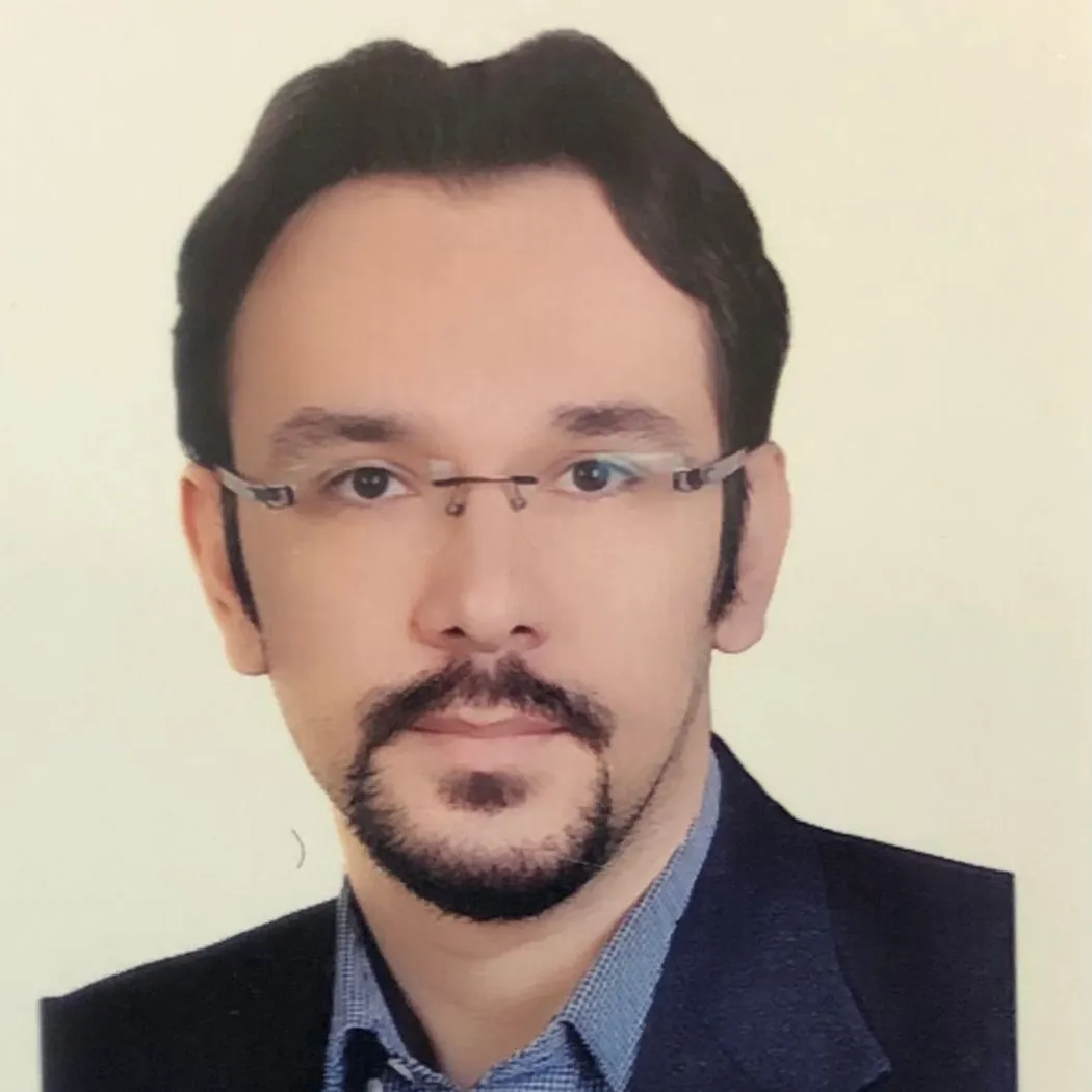 دکتر حسام امینی
