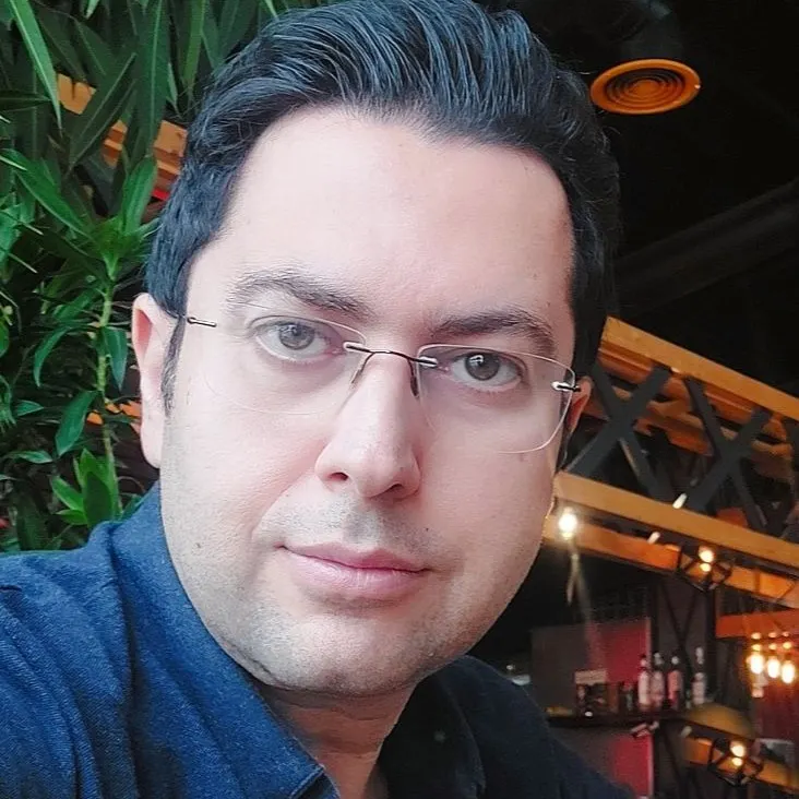 دکتر امیر پوررجبی