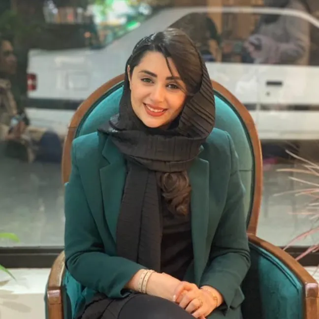 دکتر دینا گنجی