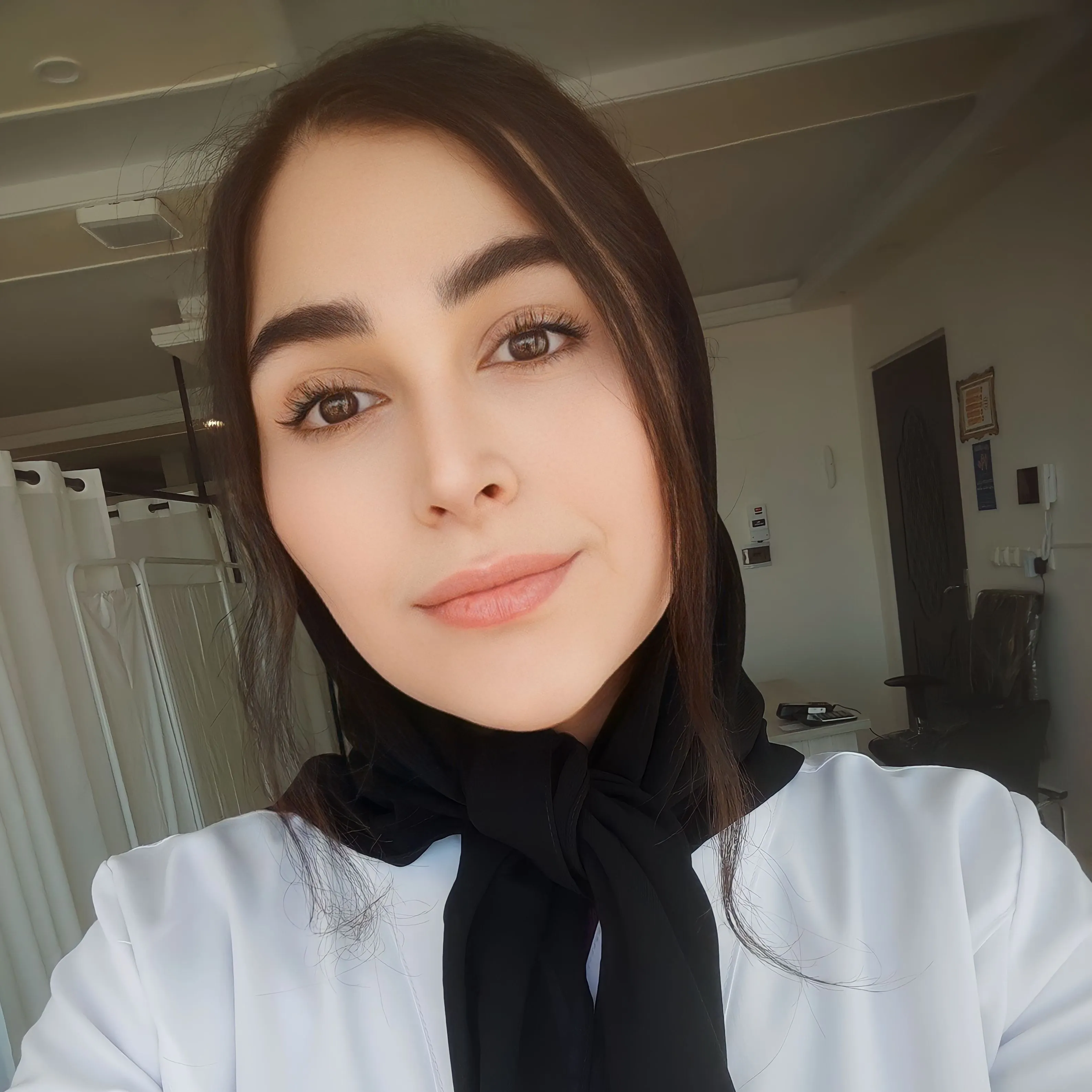 غزاله باقری اسکندری