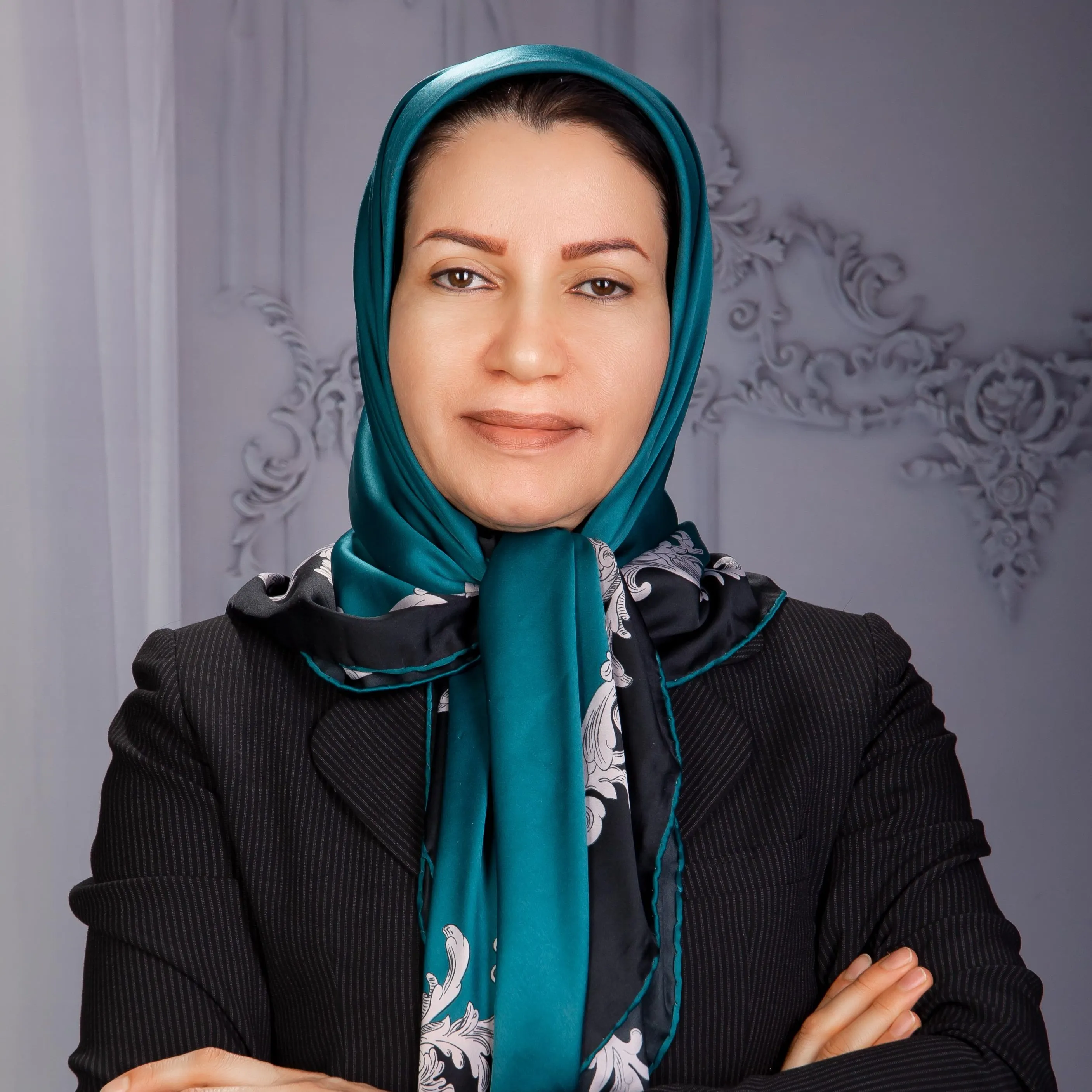 دکتر نسرین احمدی