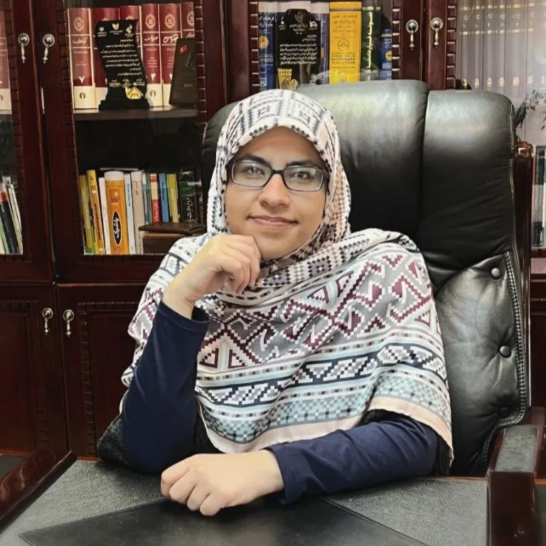مینا یزدانی