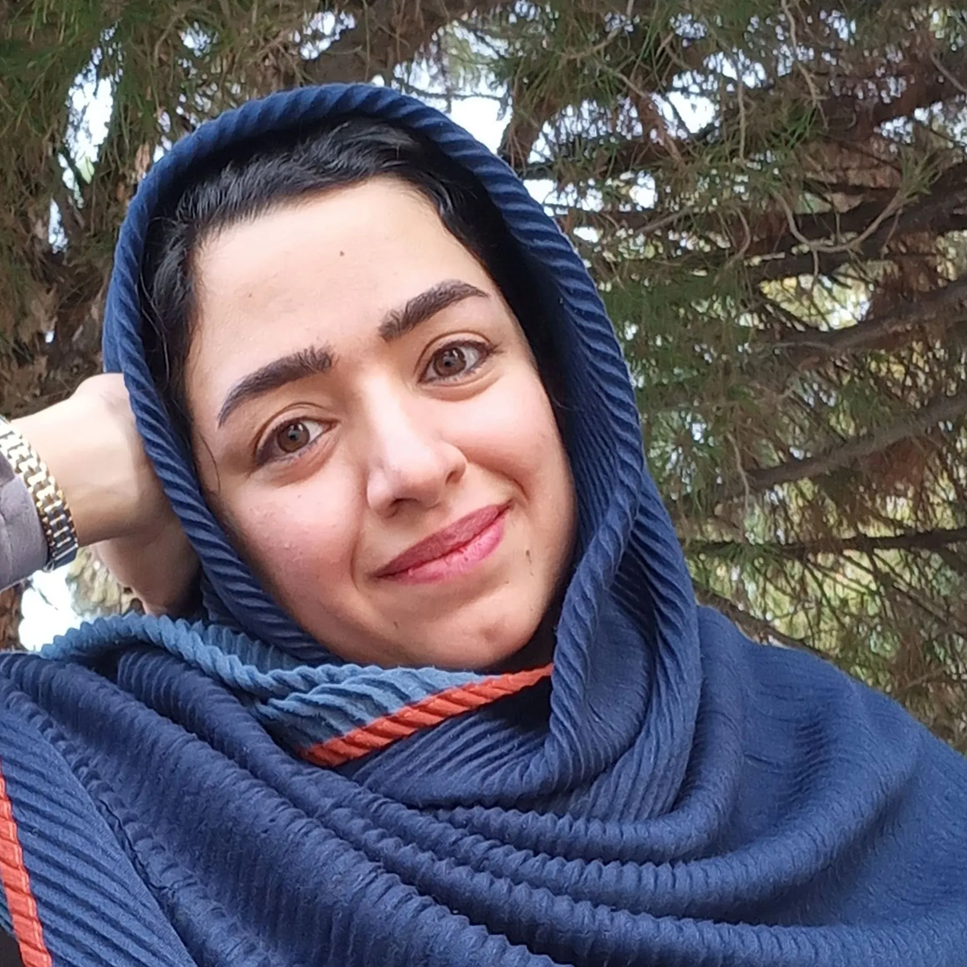 فائزه صفاری مفرد