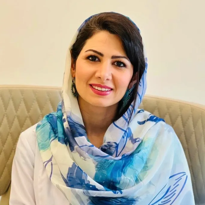 دکتر نگار سادات طاهری