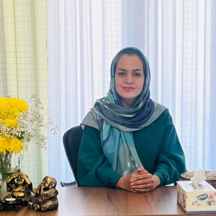 سارا سیدطاهری
