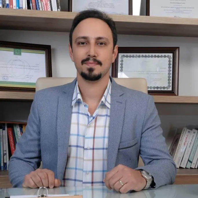 شاهین بزرگی