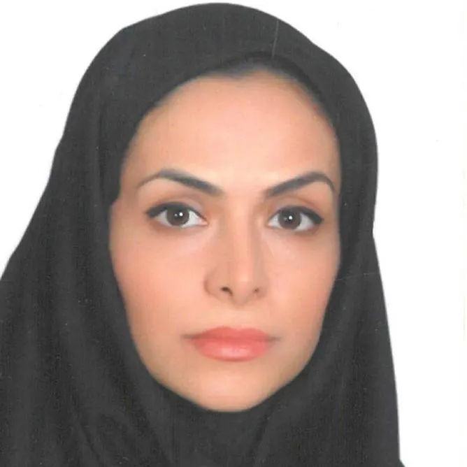 دکتر هلیا کریم