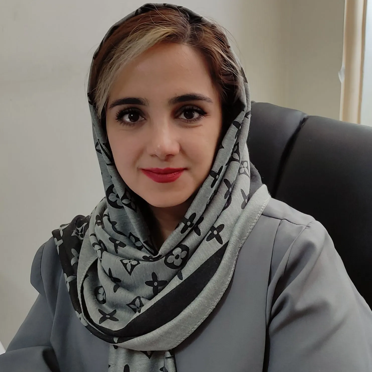 ساناز باقری