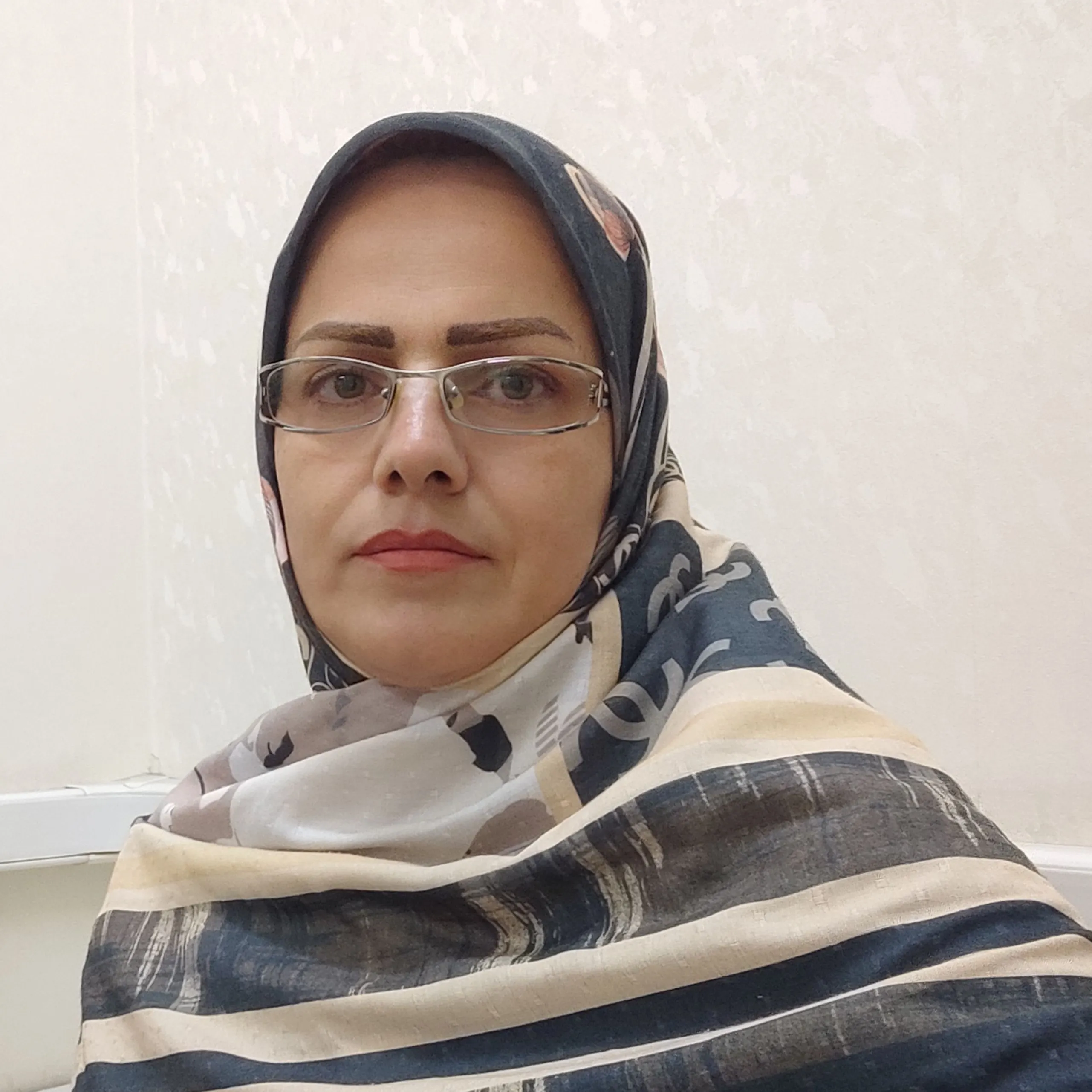 اعظم حسنی