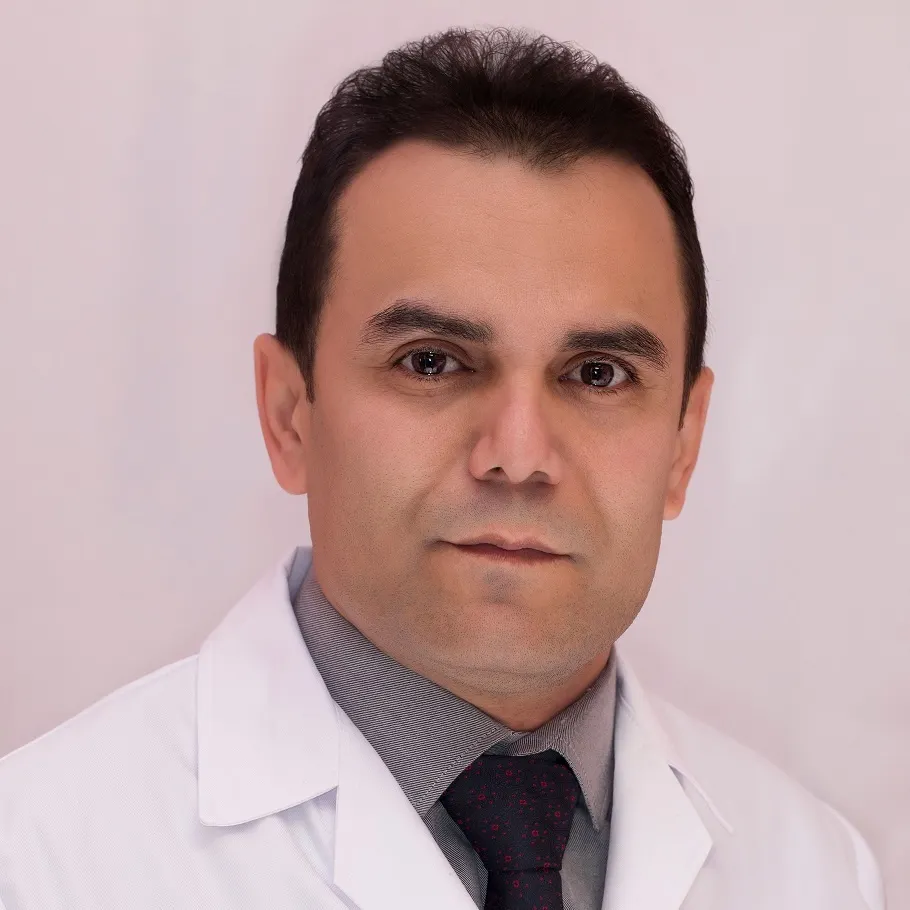 دکتر عباس گشاده رو