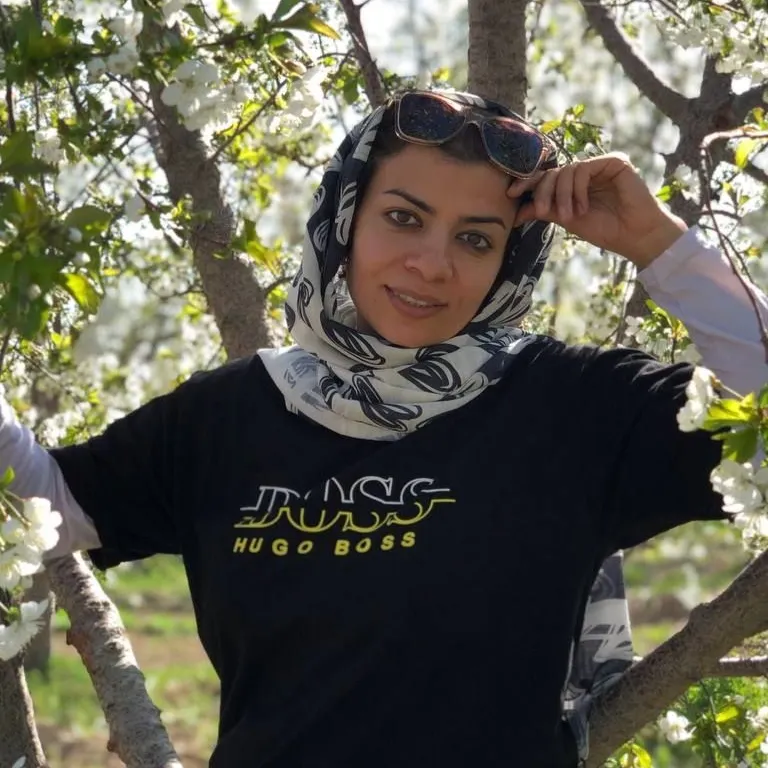 سمانه السادات قلیان سازطوسی