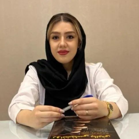 مینو جعفری حق