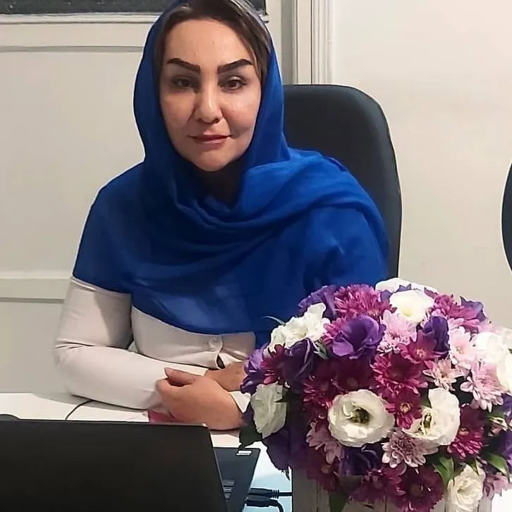 سپیده خاورغزلانی