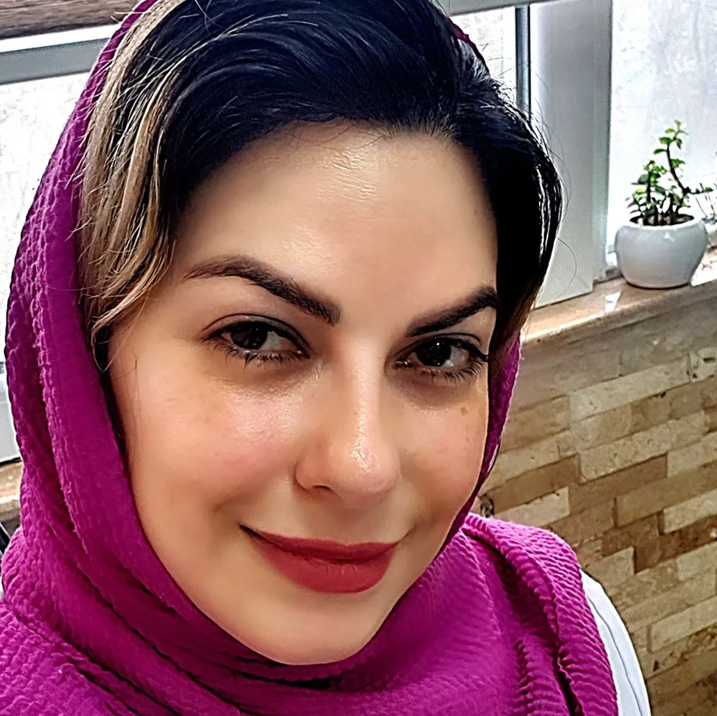 دکتر عذرا ریاحی