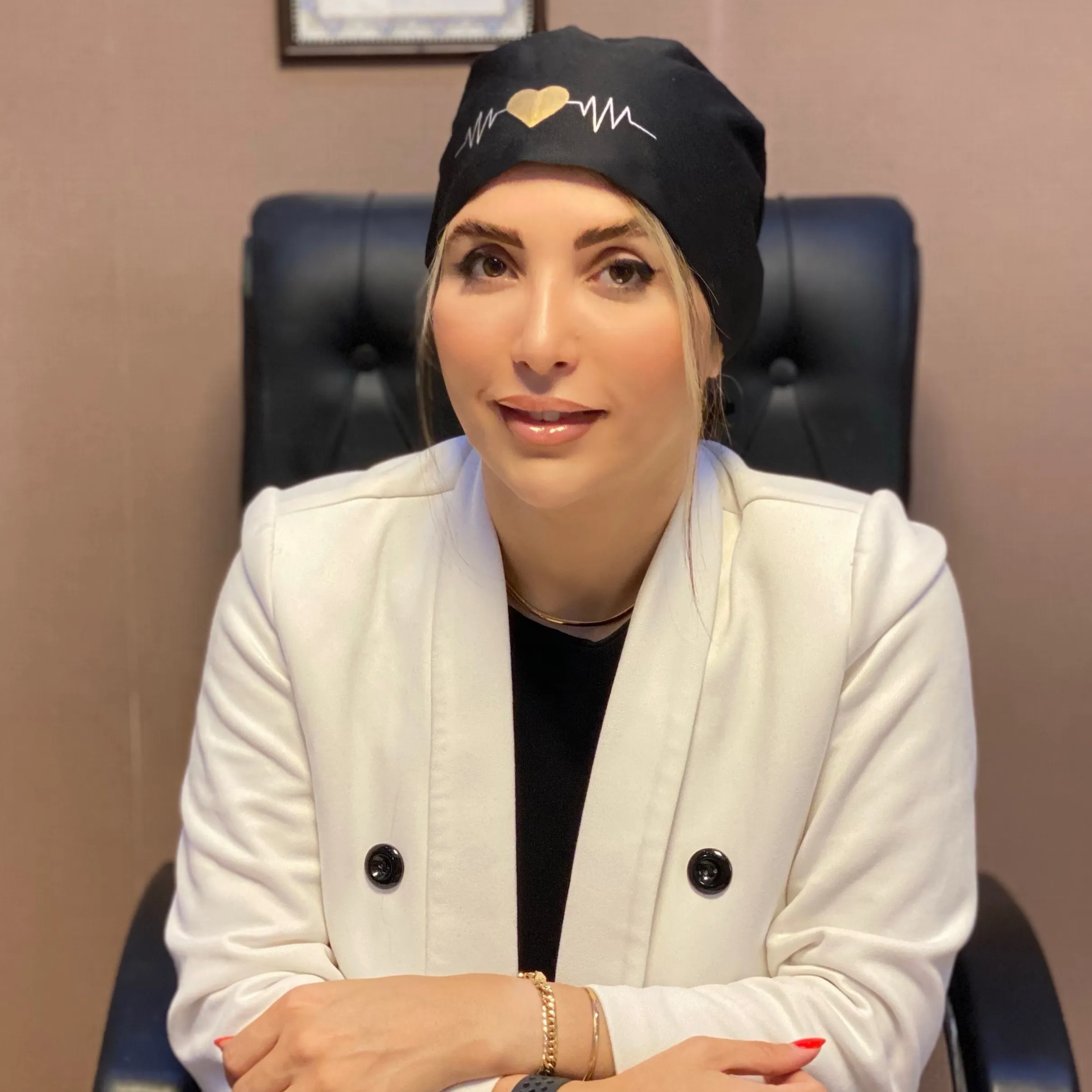 فرناز سپندار