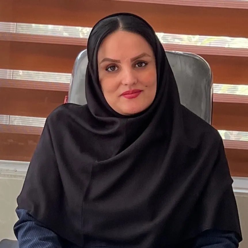 مهرناز امجدی