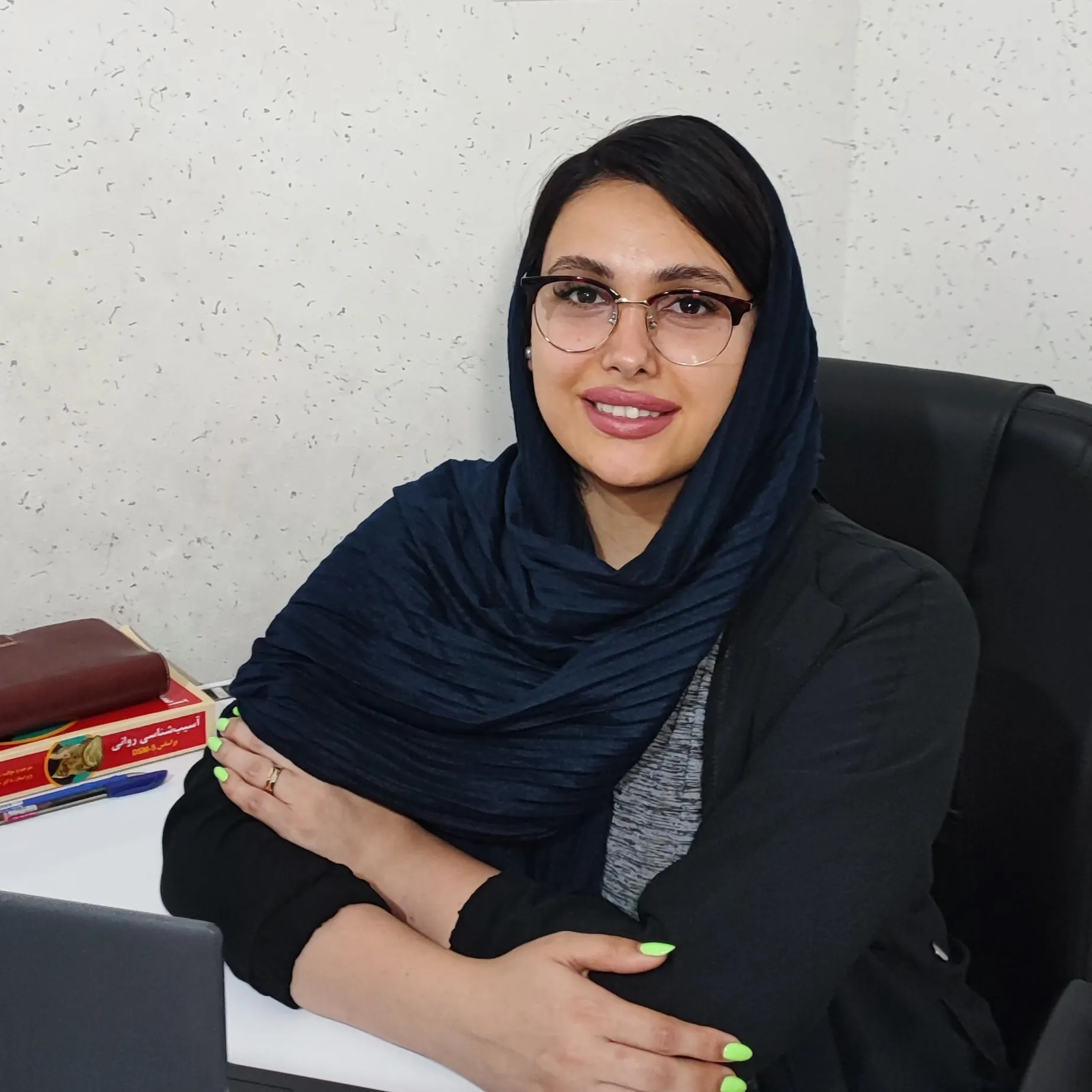 مهنا نصرتی