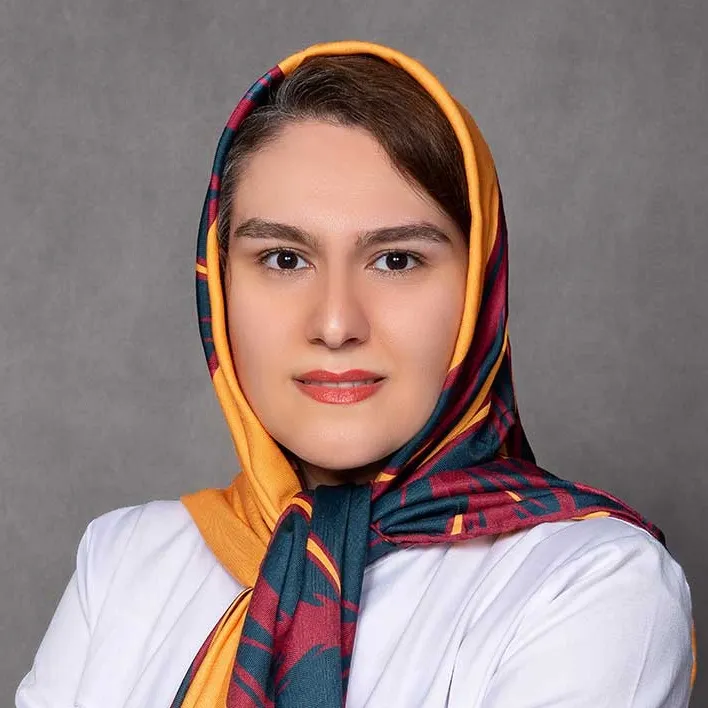 دکتر ثمینه بلورساز مشهدی