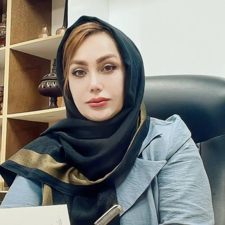 دکتر یاسمین زحمتکش