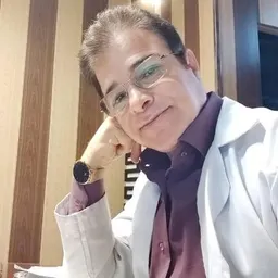 دکتر داریوش ریزه وند